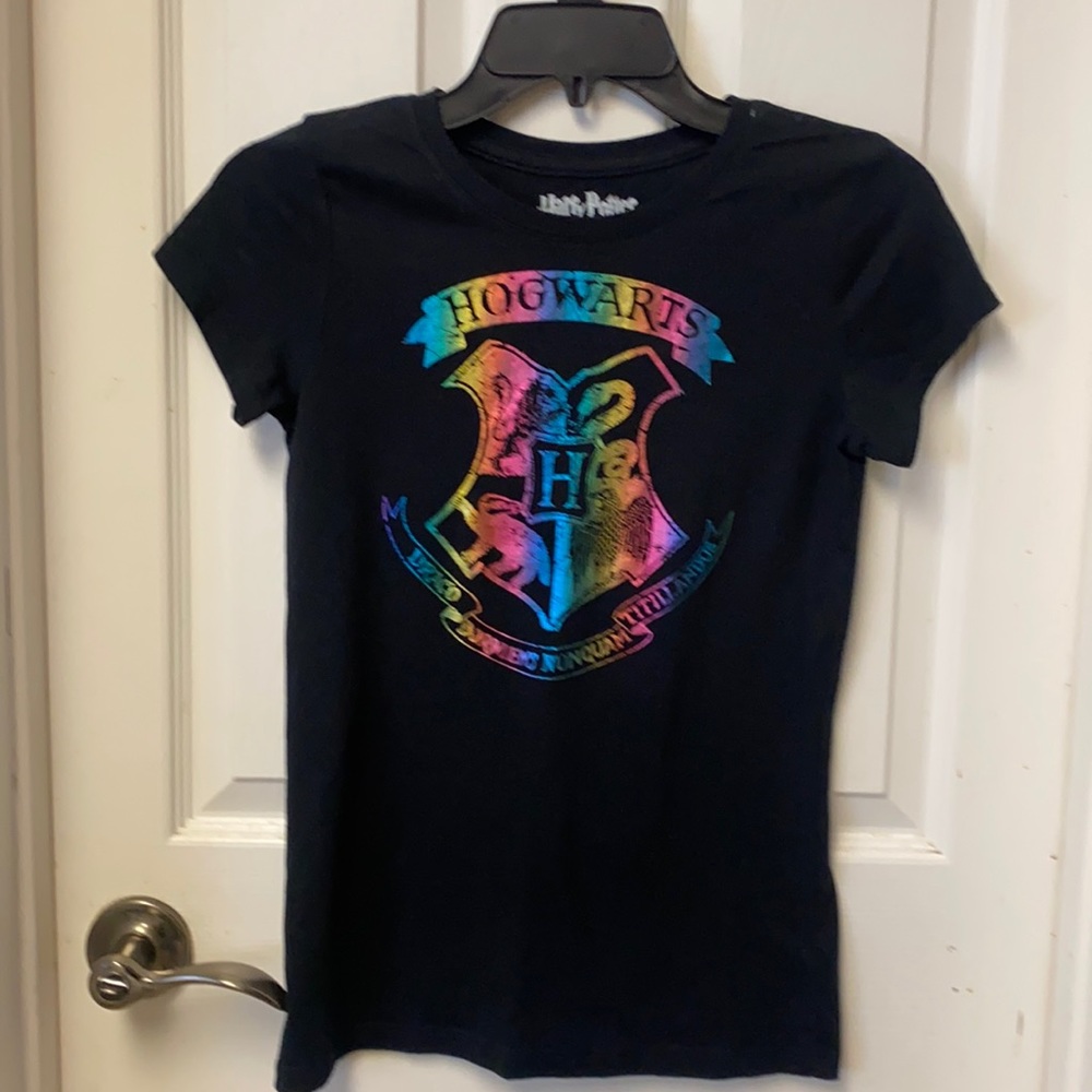 Juniors worn once Hogwarts Shirt